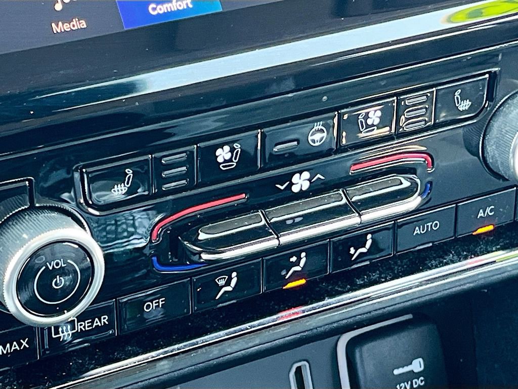 Certified 2022 Jeep Grand Cherokee L Overland w/ Advanced Protech Group III image 21