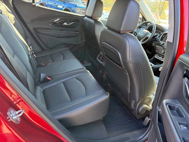 Used 2022 GMC Terrain AT4 w/ Infotainment Package II image 17