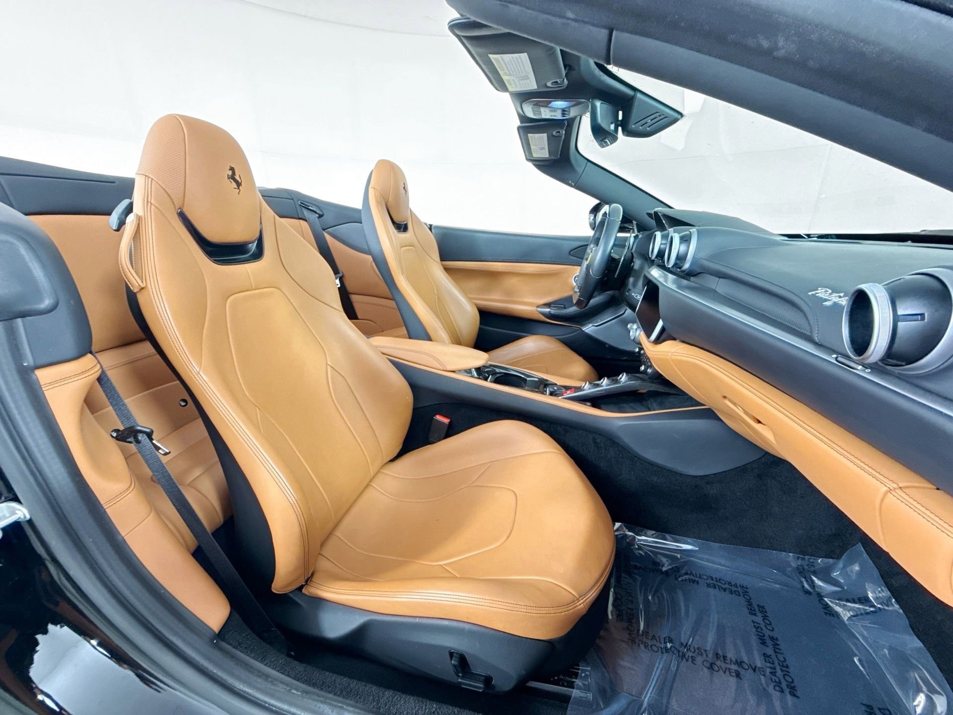 Certified 2019 Ferrari Portofino RWD image 23