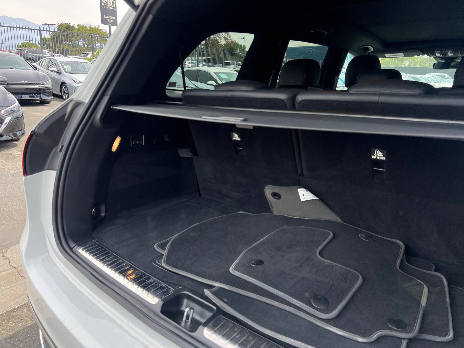 Used 2024 Mercedes-Benz GLS 450 4MATIC image 23