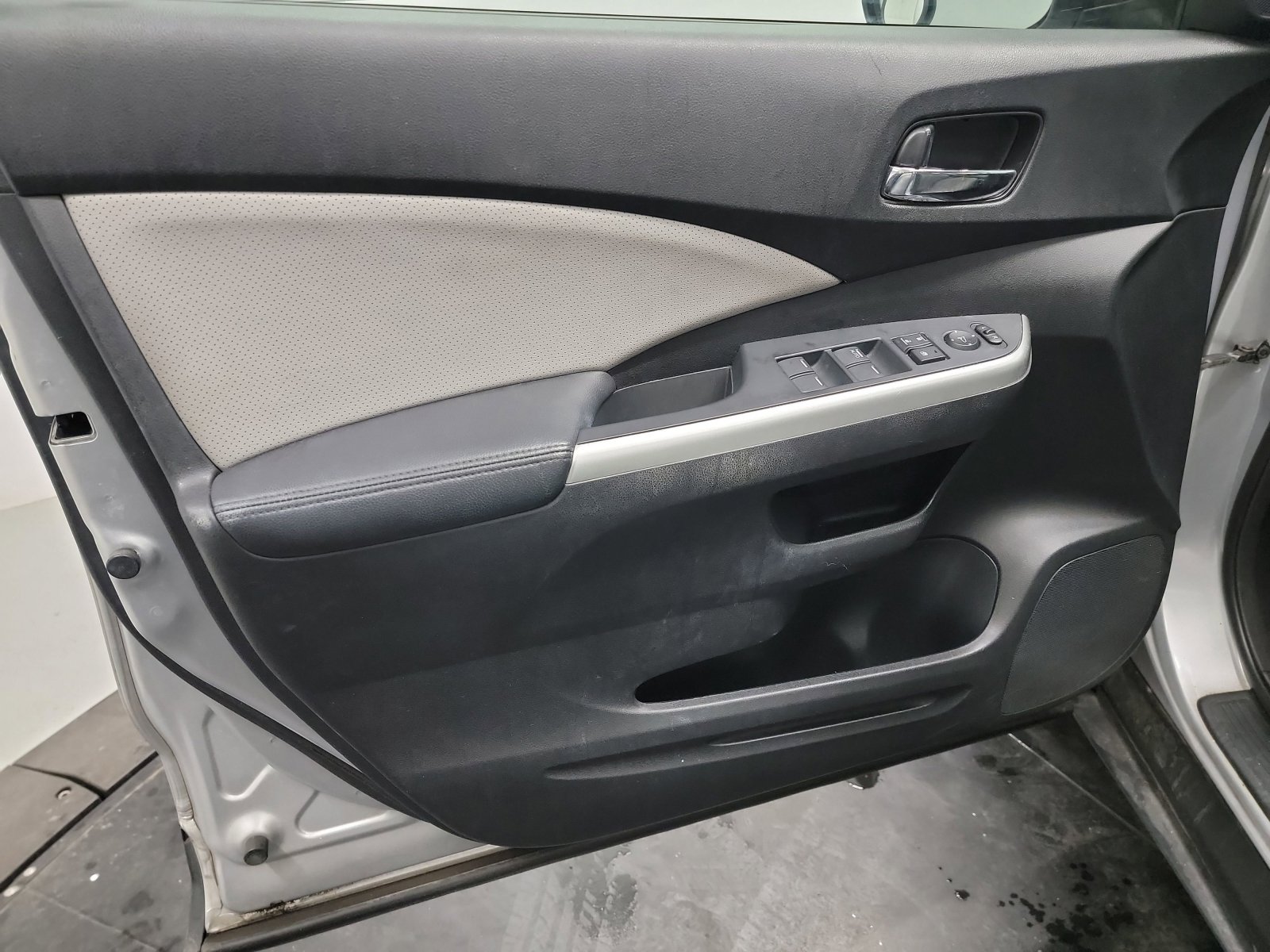 Used 2016 Honda CR-V EX-L image 13