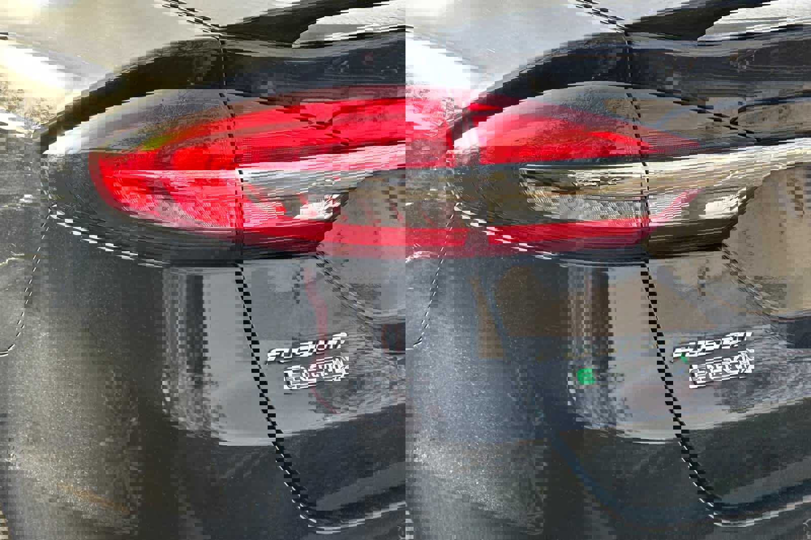 Used 2017 Ford Fusion Energi Platinum image 8