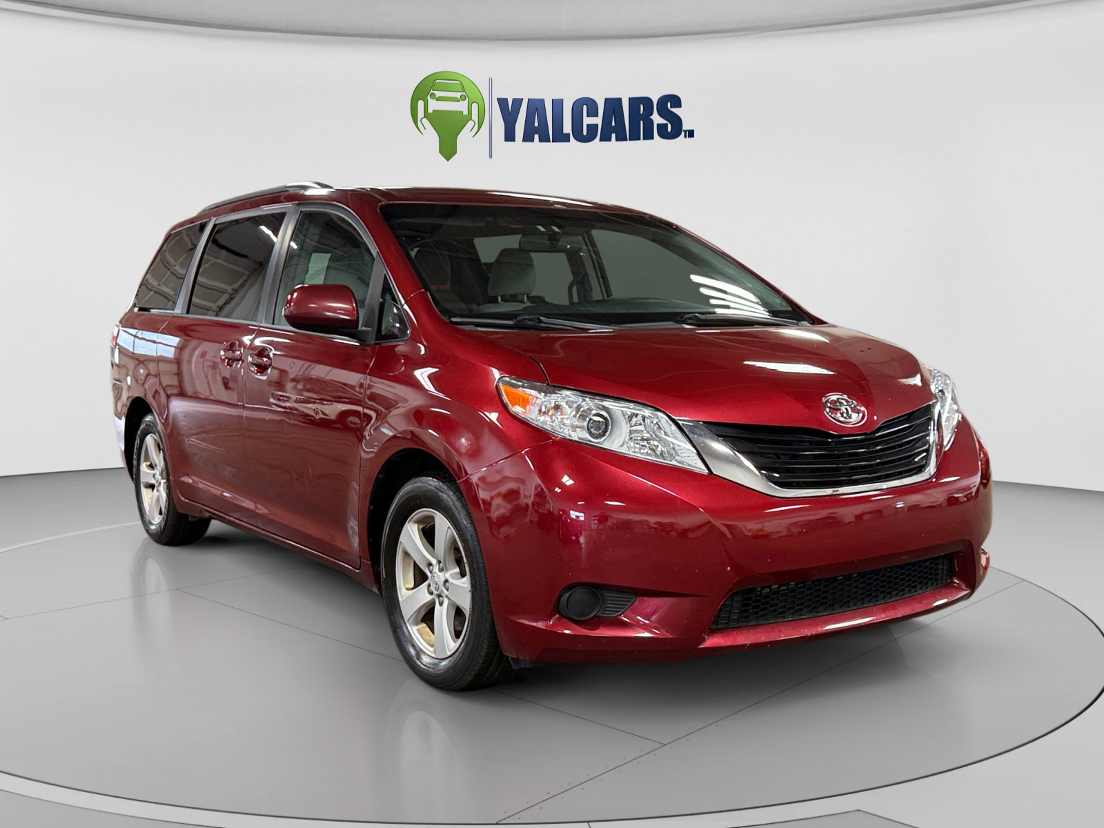 Used 2015 Toyota Sienna LE FWD image 7