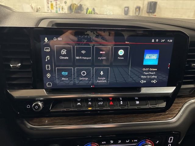 Used 2023 GMC Sierra 1500 Elevation w/ LPO, Elevation Black Package image 17