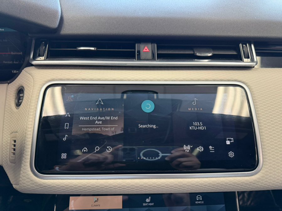 Used 2023 Land Rover Range Rover Velar R-Dynamic S AWD/4WD image 56