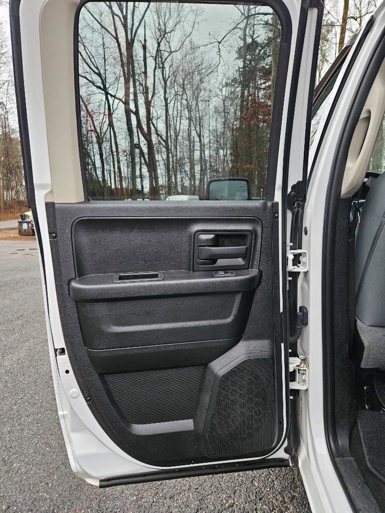 Used 2019 RAM 1500 Tradesman w/ Tradesman SXT Package image 25