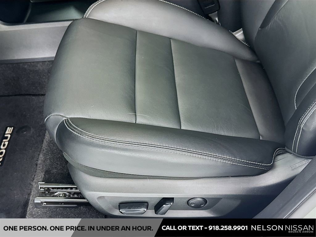 Certified 2023 Nissan Rogue SL w/ SL Premium Package AWD/4WD image 20