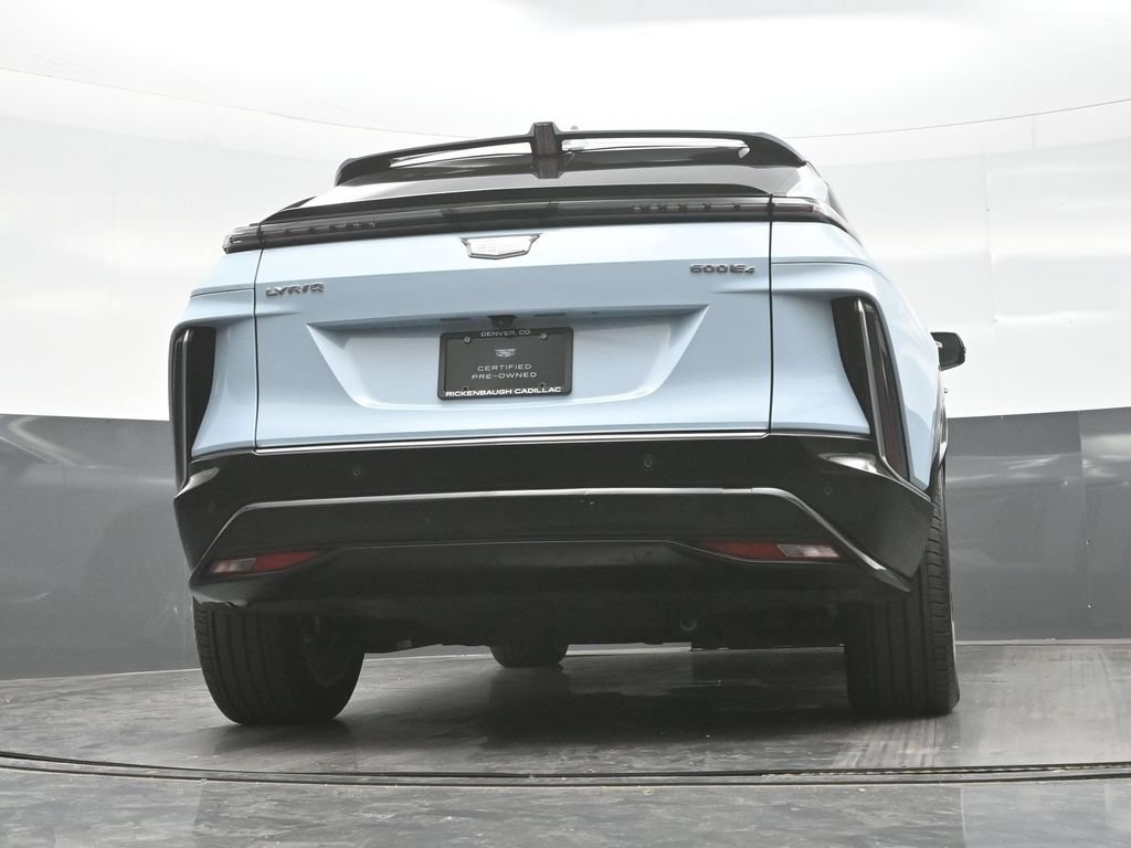 Certified 2024 Cadillac Lyriq Luxury AWD/4WD image 28