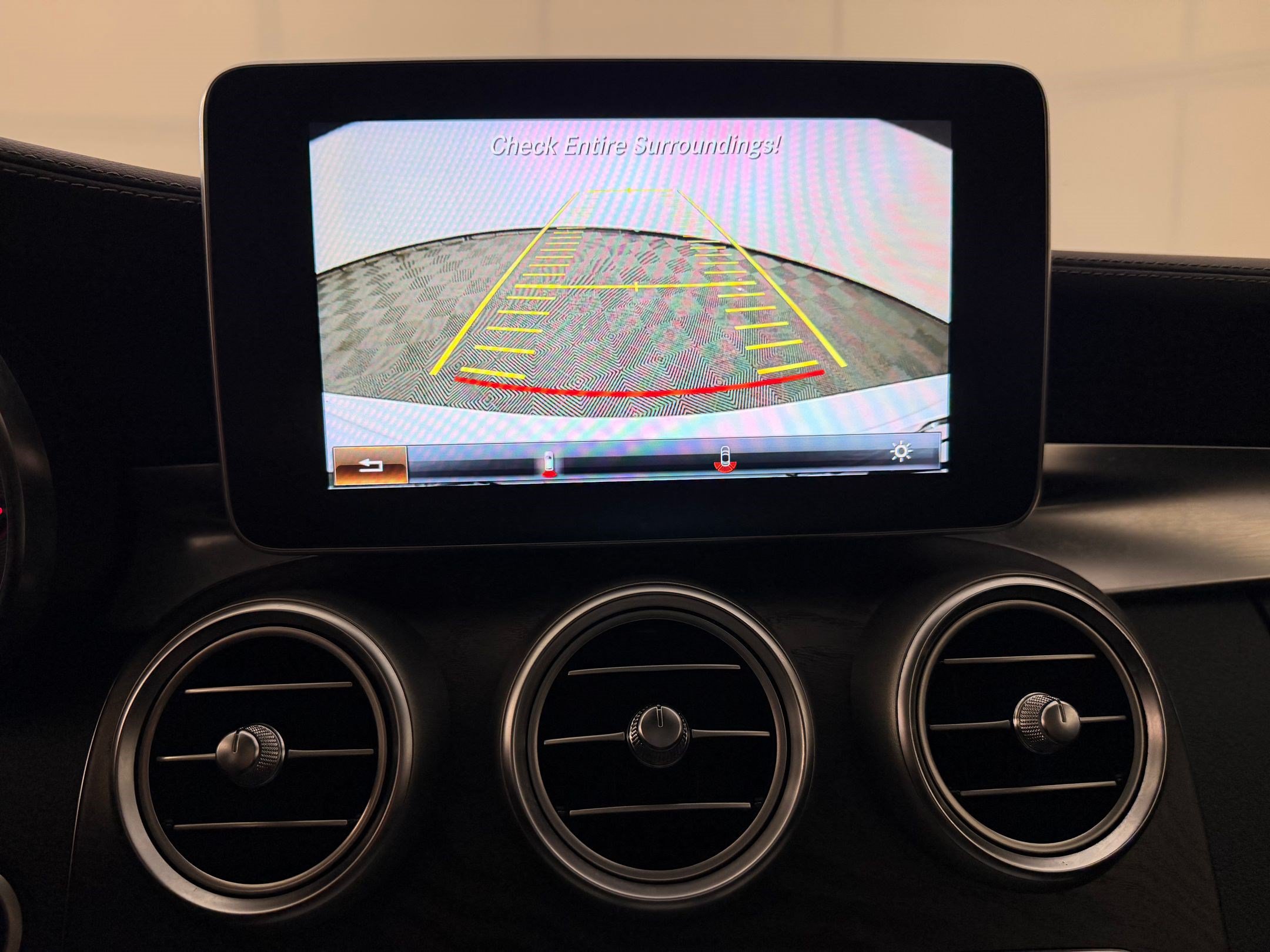 Used 2015 Mercedes-Benz C 400 4MATIC image 25