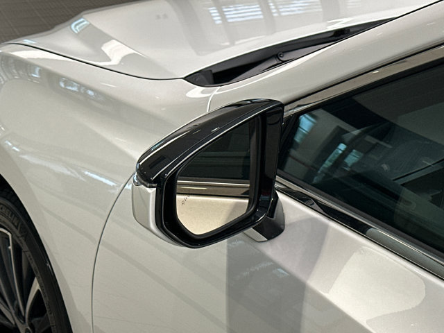 Used 2023 Lexus ES 350 w/ Premium Package FWD image 9