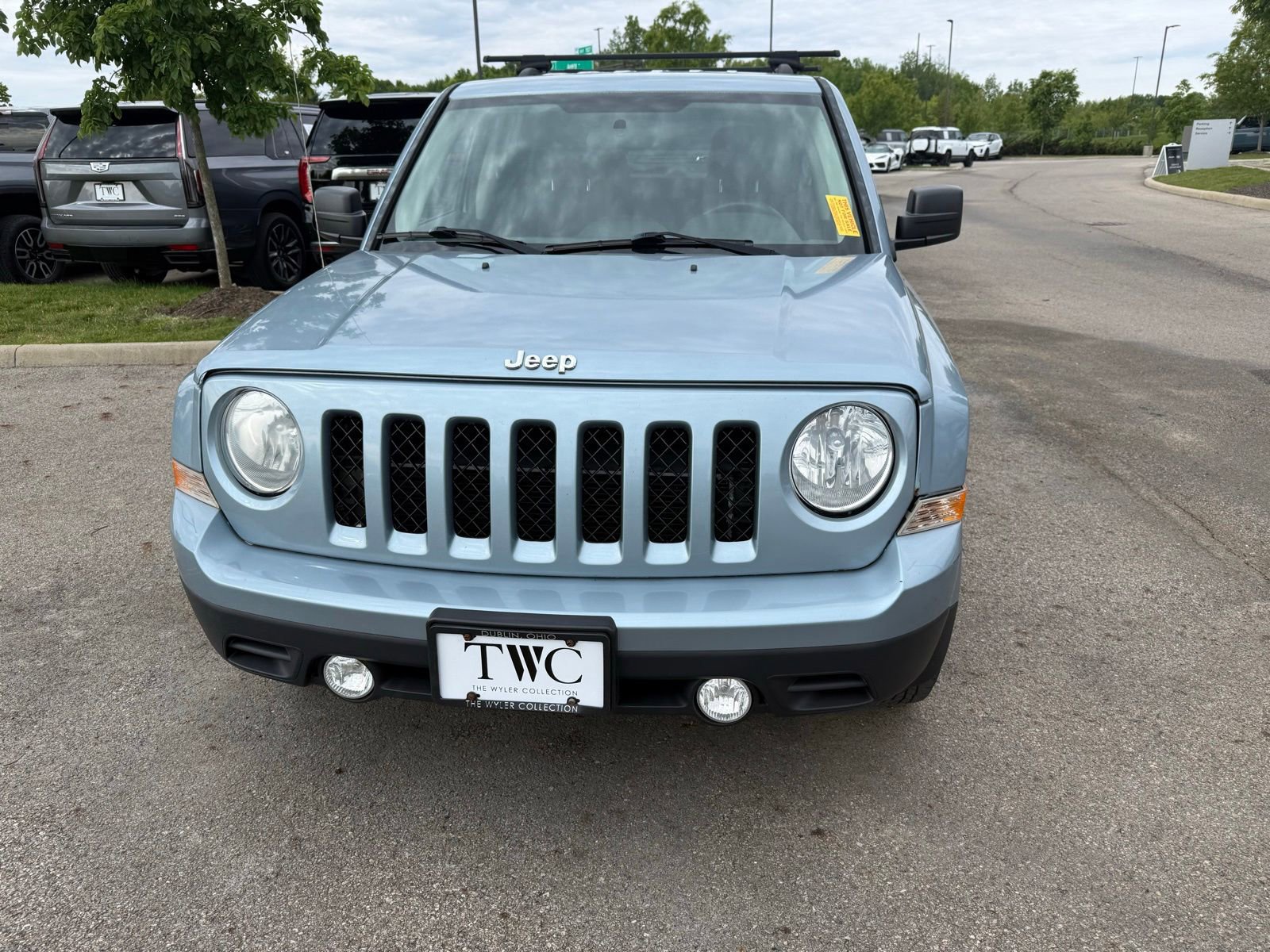 Used 2014 Jeep Patriot Sport w/ Power Value Group AWD/4WD image 2