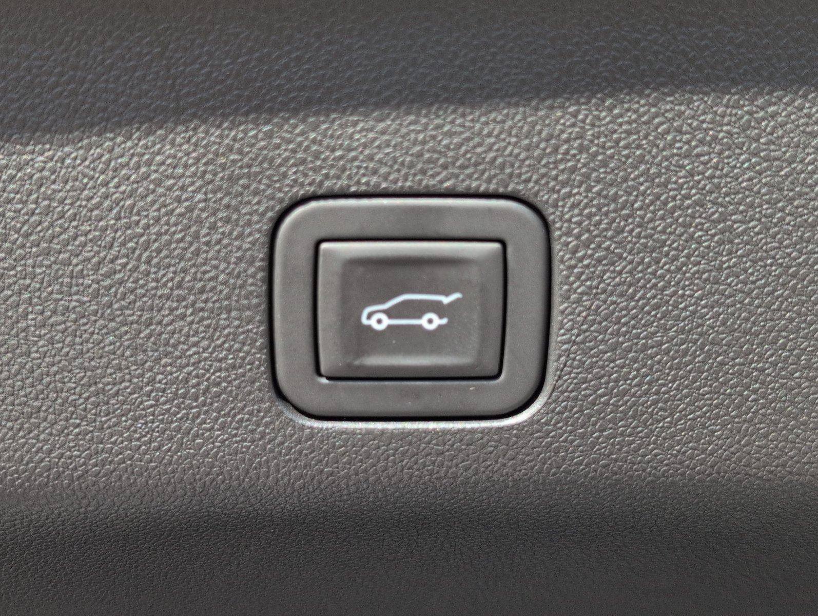 New 2026 Chevrolet Suburban Premier w/ Sun And Tow Package AWD/4WD image 6