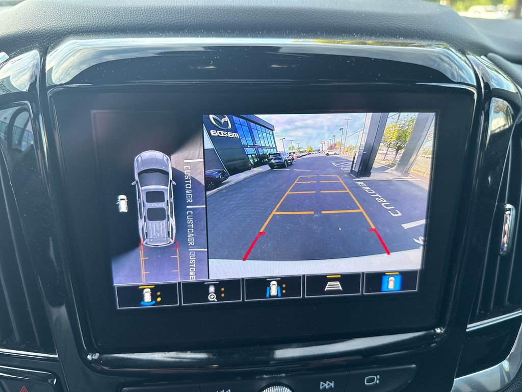 Used 2023 Chevrolet Traverse RS AWD/4WD image 33