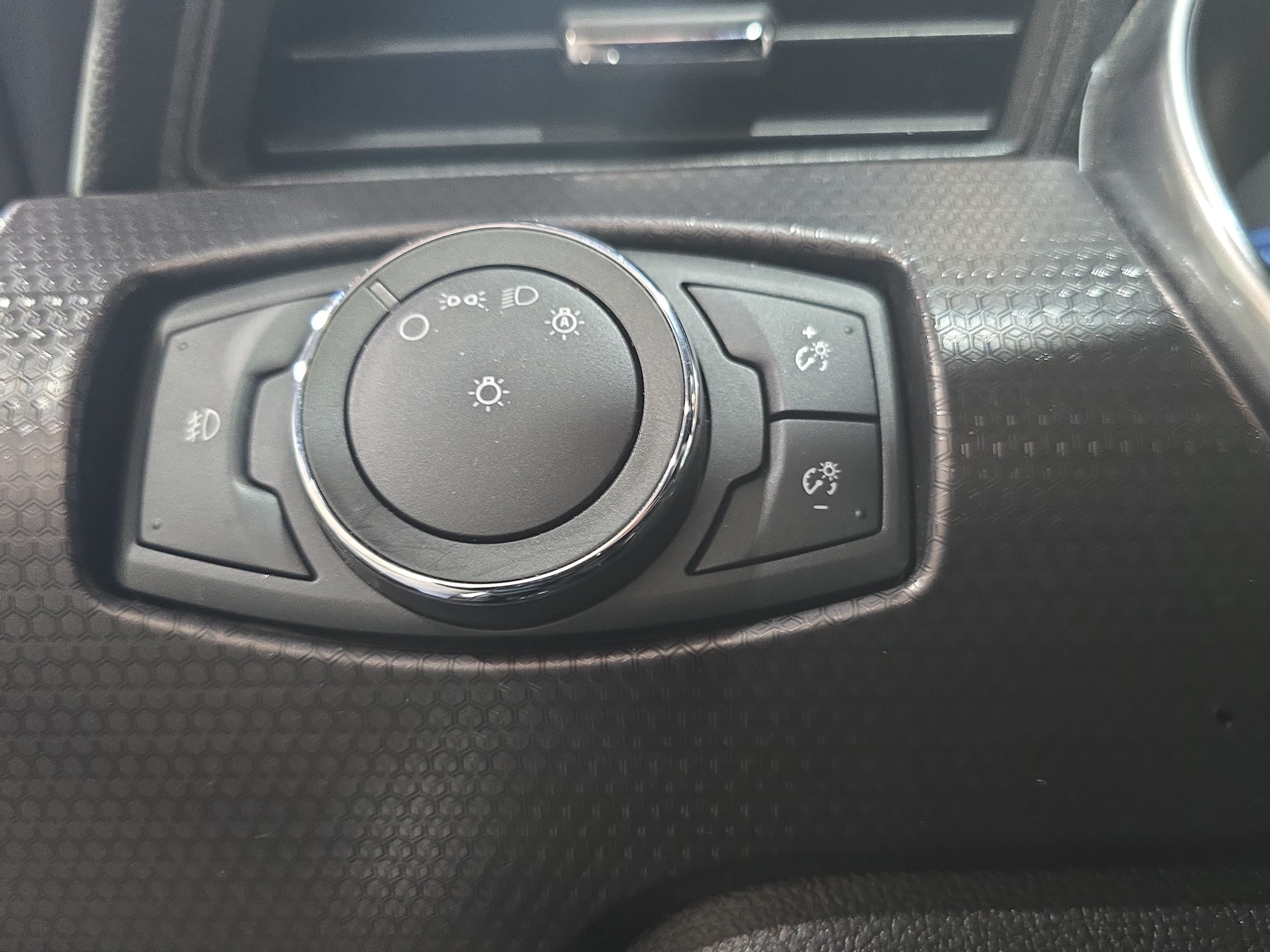 Used 2019 Ford Mustang GT Premium w/ Equipment Group 401A RWD image 21
