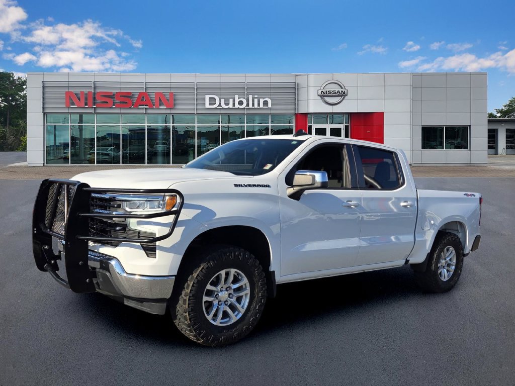Used 2022 Chevrolet Silverado 1500 LT w/ LPO, Dark Essentials Package