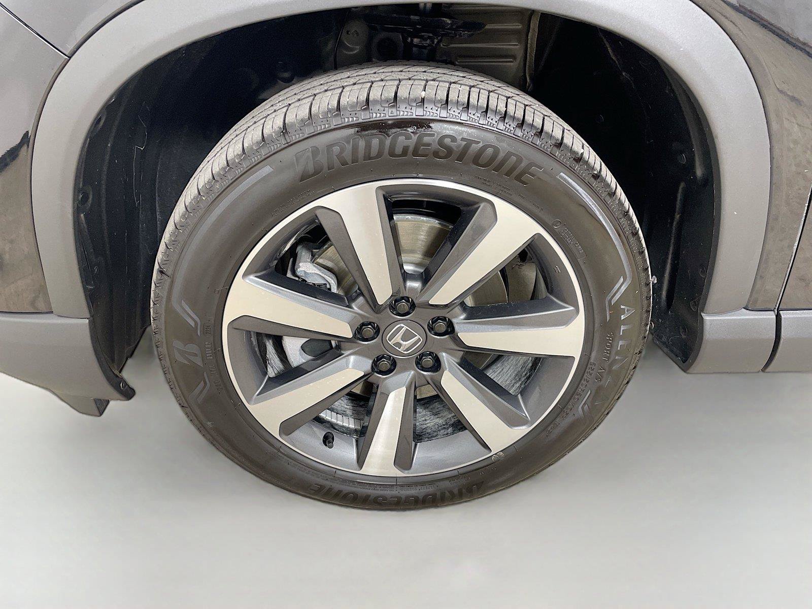 Used 2025 Honda Pilot Touring image 31