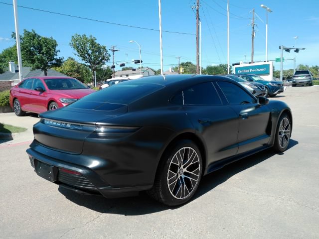 Used 2020 Porsche Taycan 4S AWD/4WD image 8