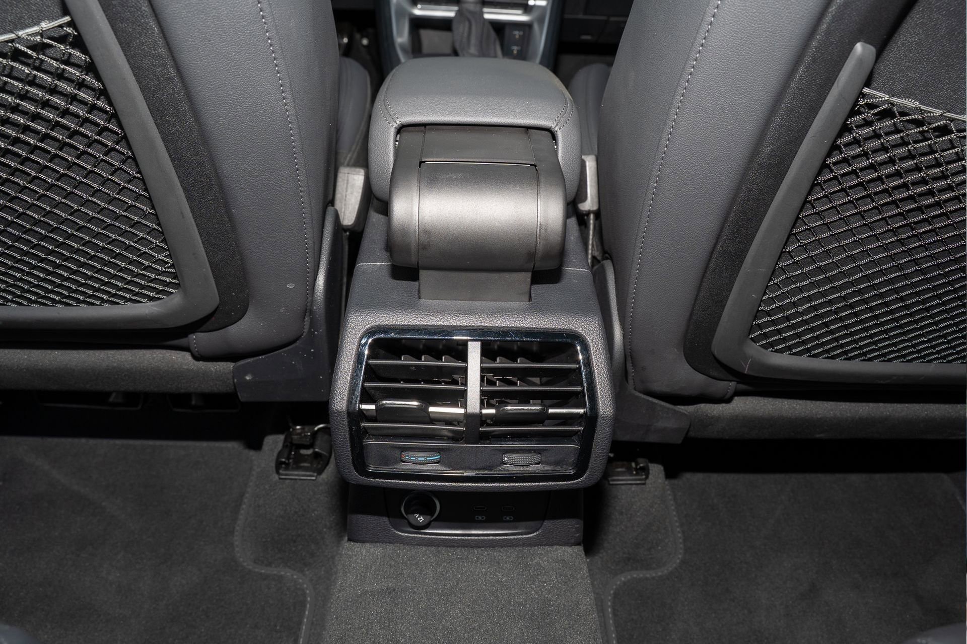 Used 2025 Audi Q3 2.0T Premium image 19