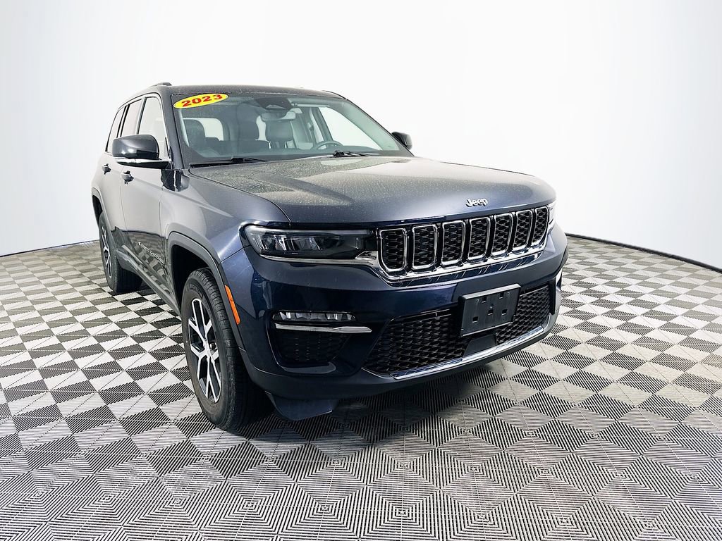 Certified 2023 Jeep Grand Cherokee Limited image 2