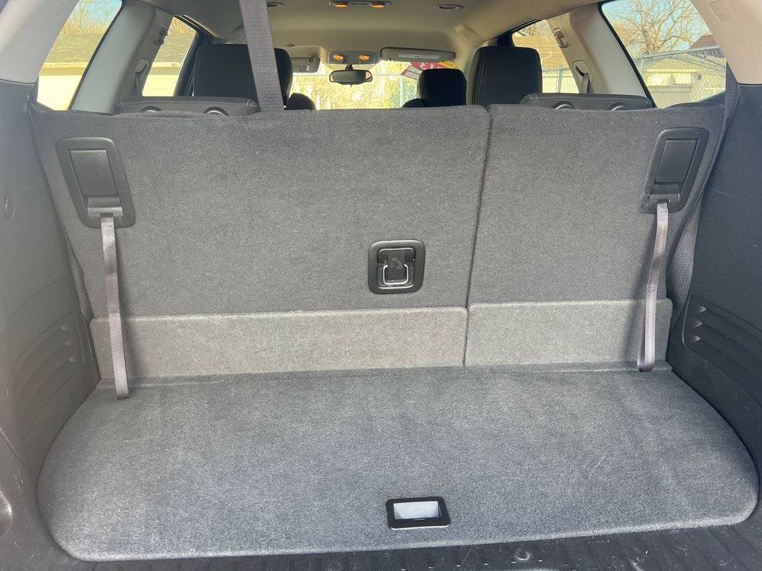 Used 2013 Chevrolet Traverse LT image 14