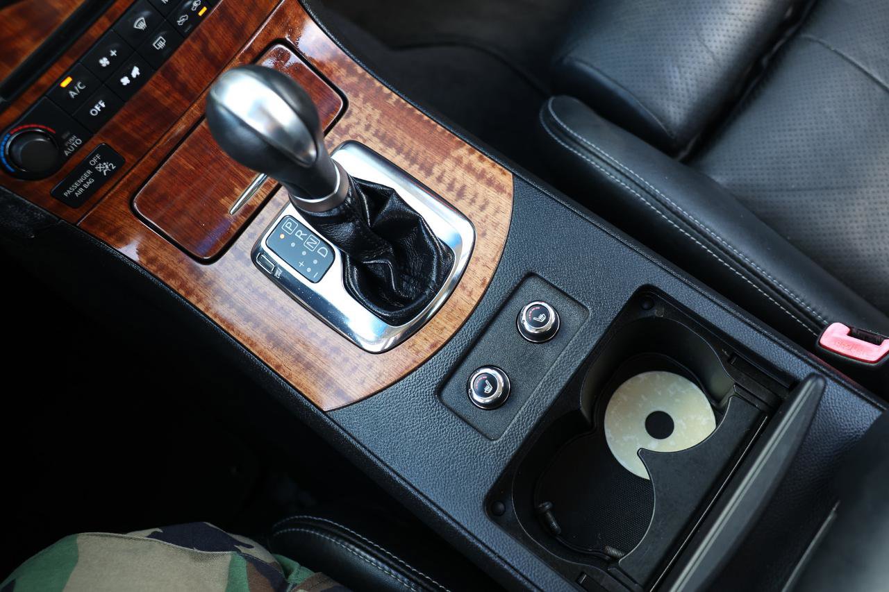 Used 2009 INFINITI G37 Journey w/ Premium Pkg image 34