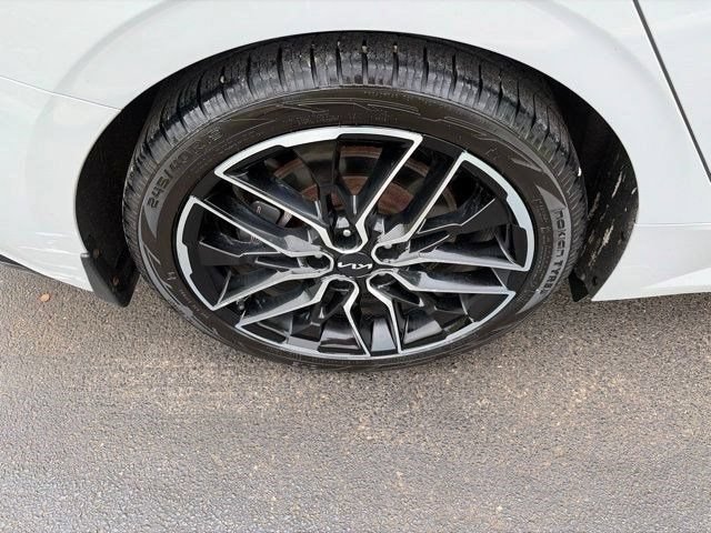 Used 2023 Kia K5 GT FWD image 47