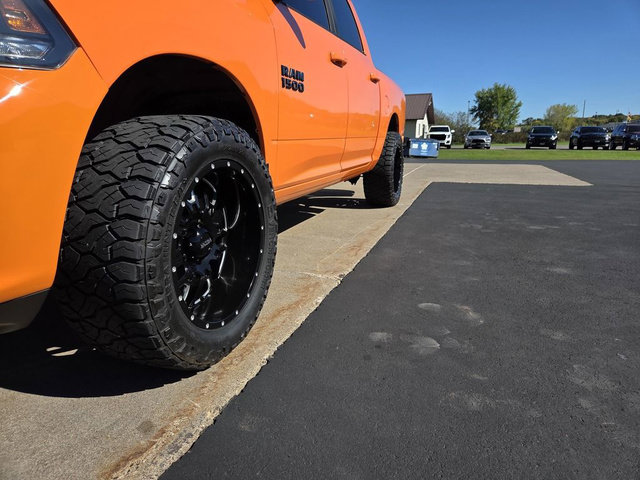 Used 2015 RAM 1500 Sport w/ Ignition Orange Sport Package AWD/4WD image 8