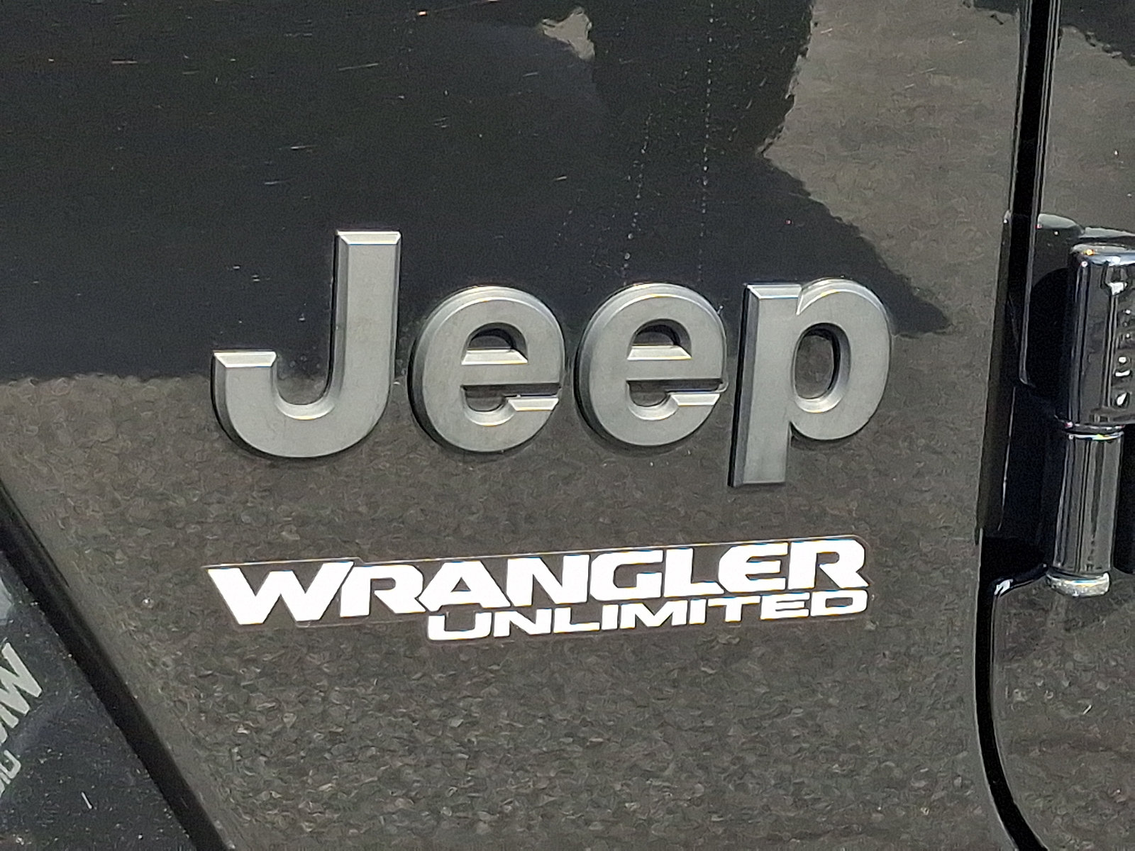 Certified 2022 Jeep Wrangler Unlimited Sahara AWD/4WD image 29
