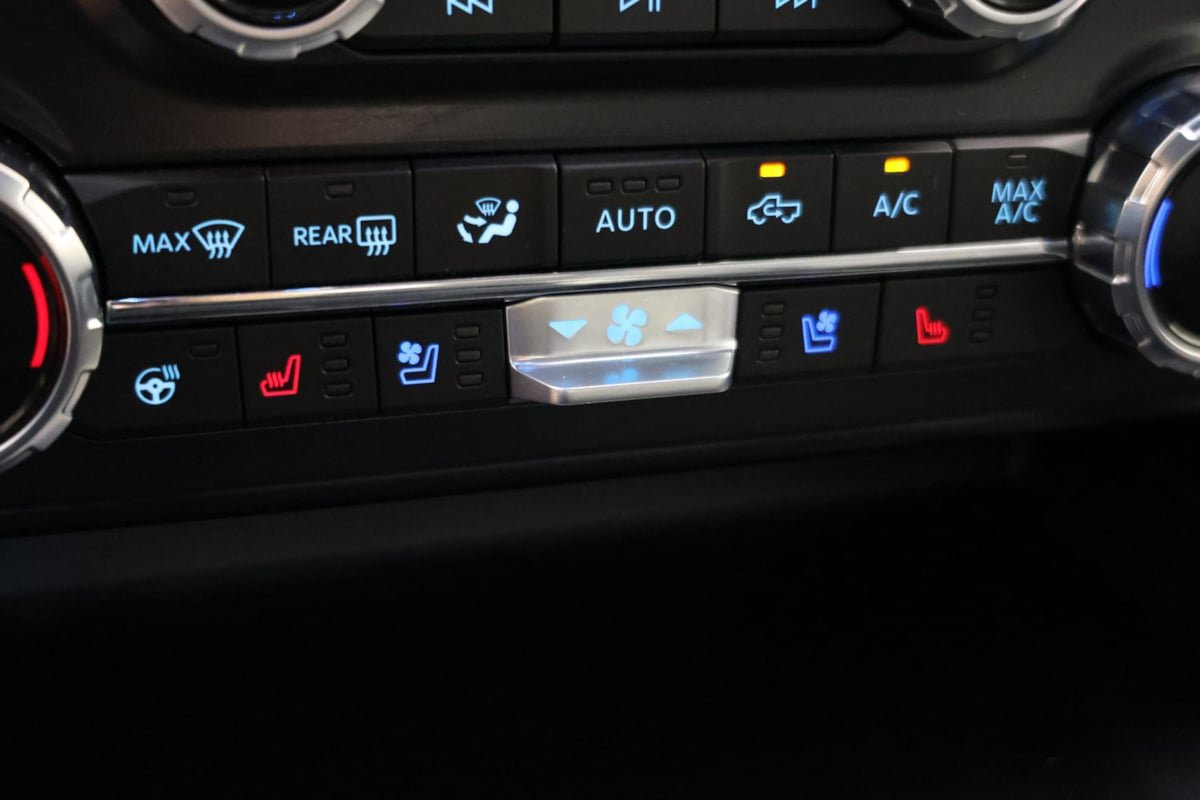 Used 2026 Ford F350 Lariat AWD/4WD image 9