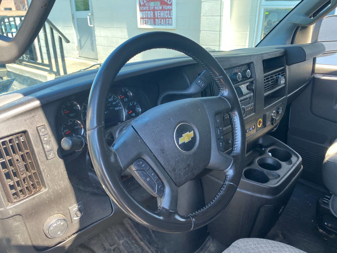 Used 2020 Chevrolet Express 2500 2500 3dr Extended Cargo Van w/ Safety Package image 19