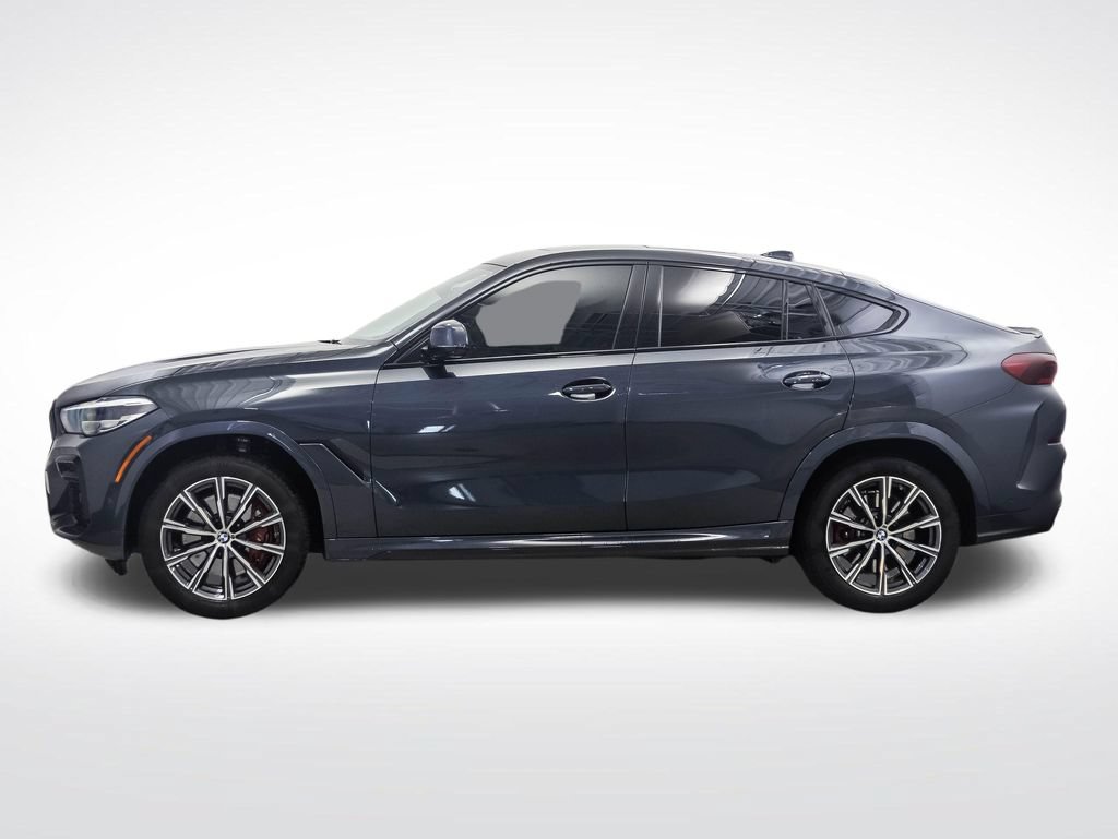 Used 2022 BMW X6 M50i w/ Premium Package AWD/4WD image 2