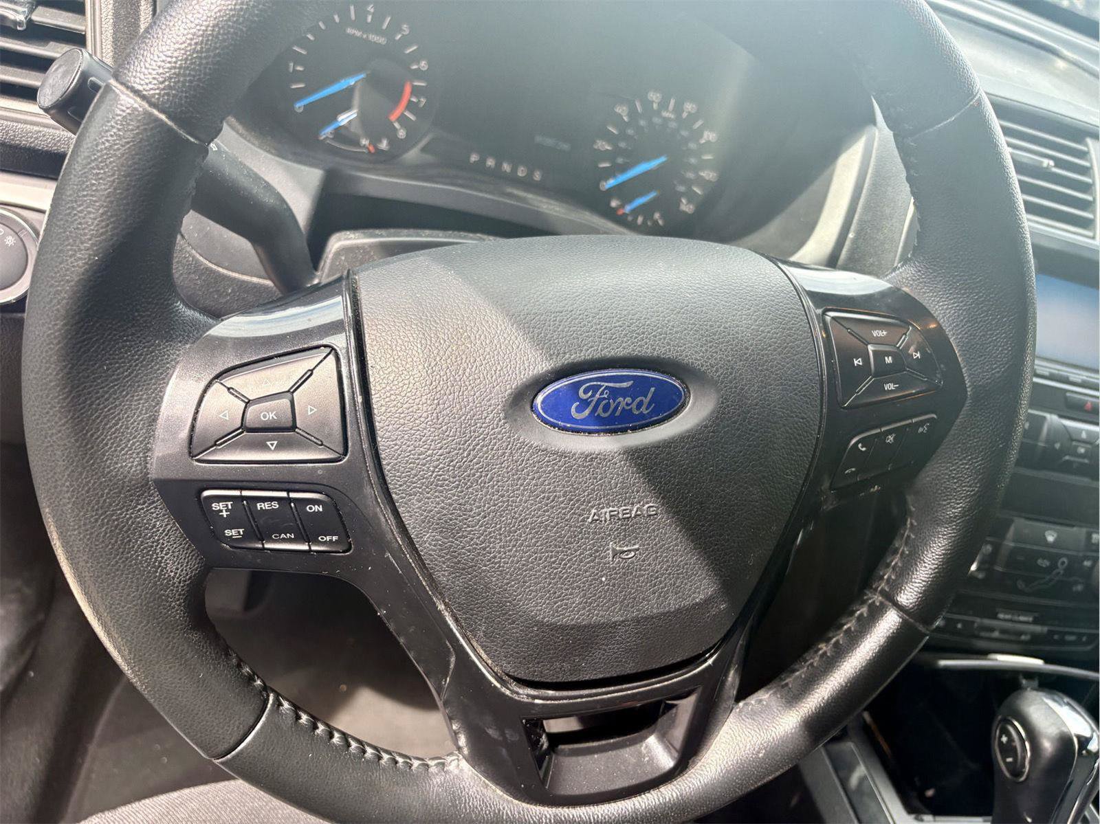 Used 2019 Ford Explorer XLT FWD image 13