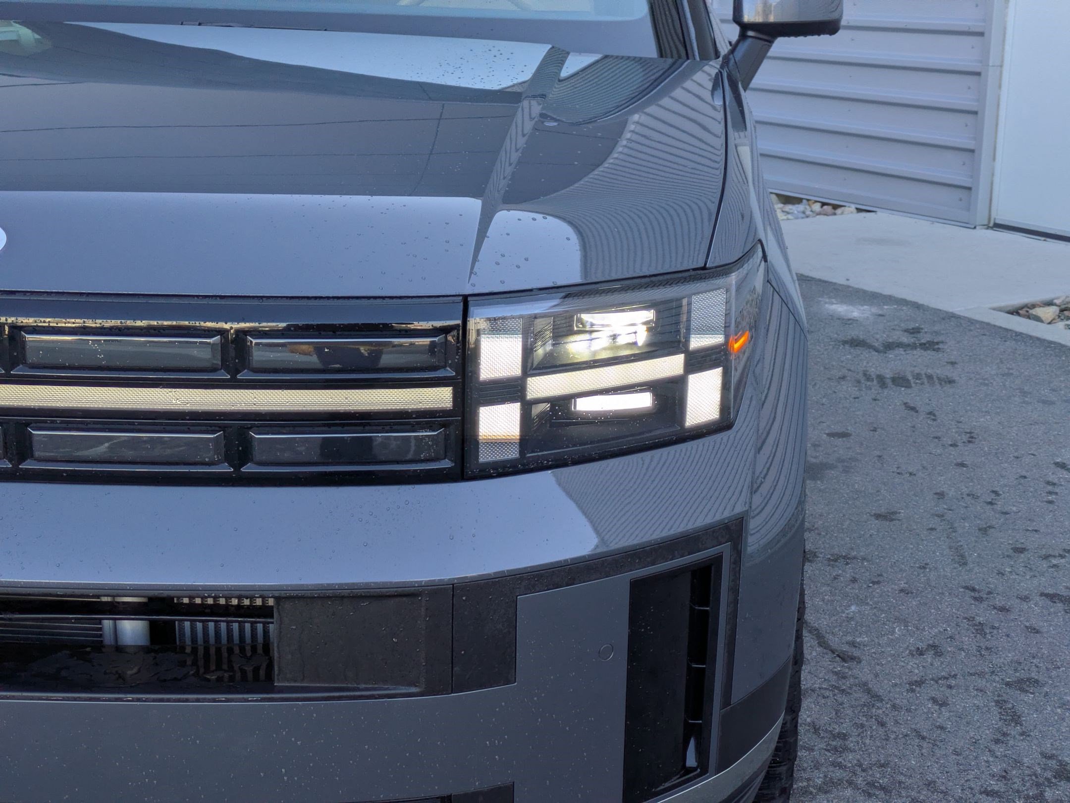 Used 2024 Hyundai Santa Fe Limited image 9