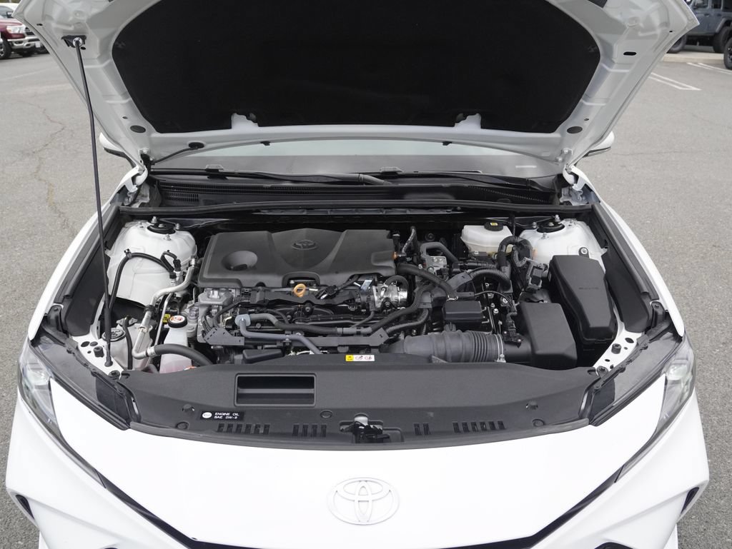 Used 2025 Toyota Camry LE FWD image 36