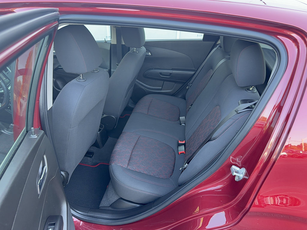 Used 2018 Chevrolet Sonic LT w/ Convenience Package FWD image 13