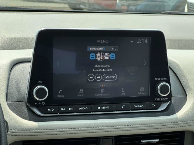 Used 2023 Nissan Rogue SV AWD/4WD image 19