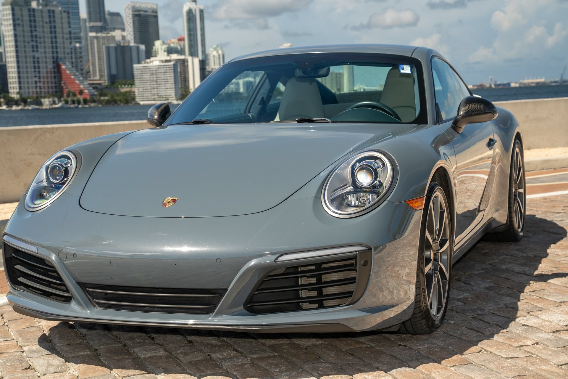 Used 2017 Porsche 911 Carrera RWD image 6