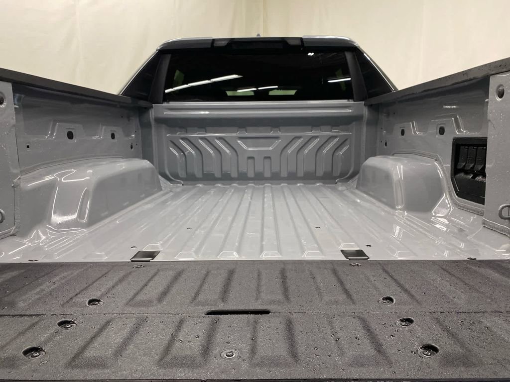 New 2025 Chevrolet Silverado EV LT image 8