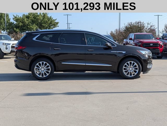 Used 2018 Buick Enclave Premium w/ Experience Buick Package FWD image 4