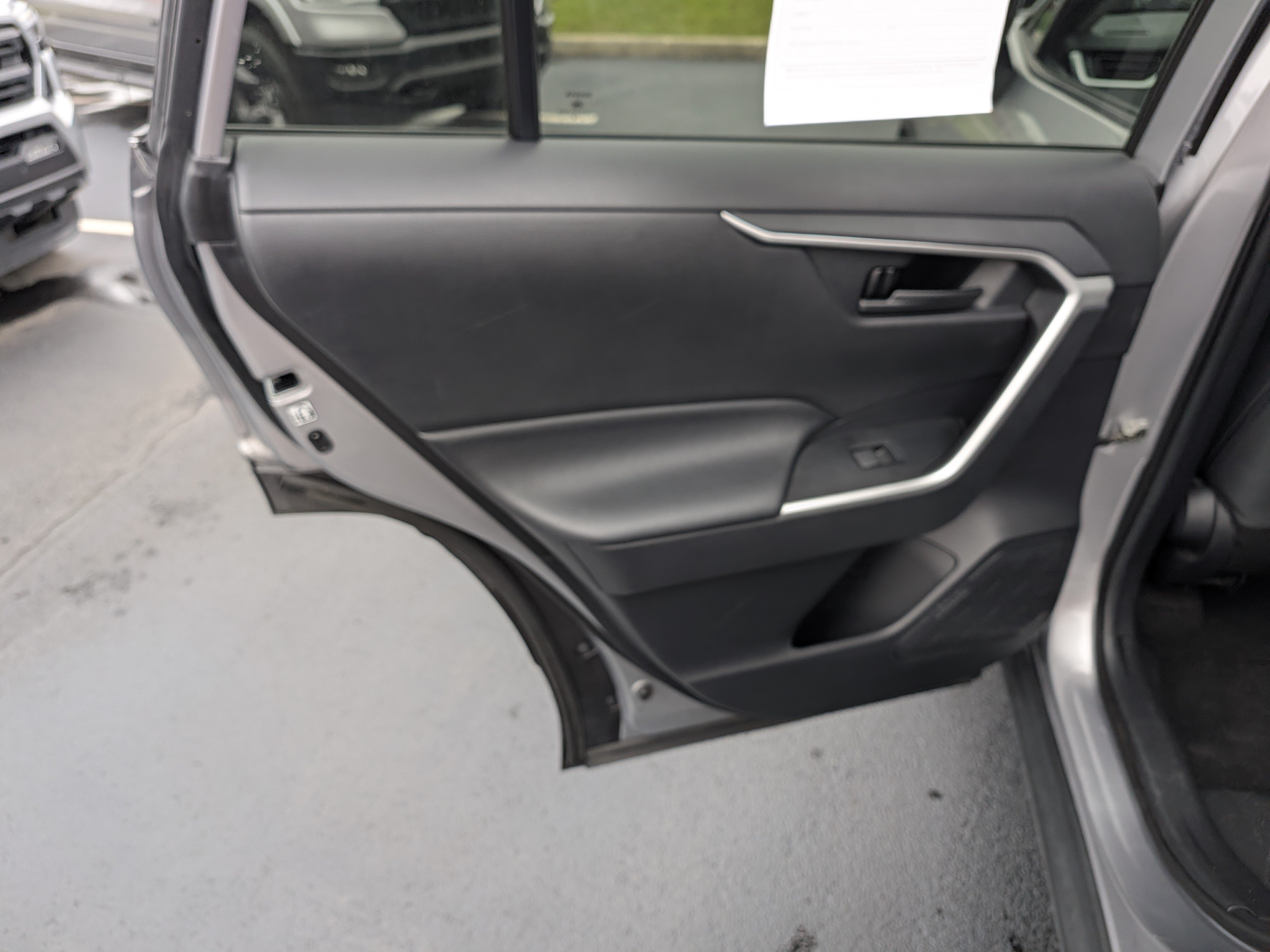Used 2020 Toyota RAV4 LE w/ All Weather Liner Package AWD/4WD image 20