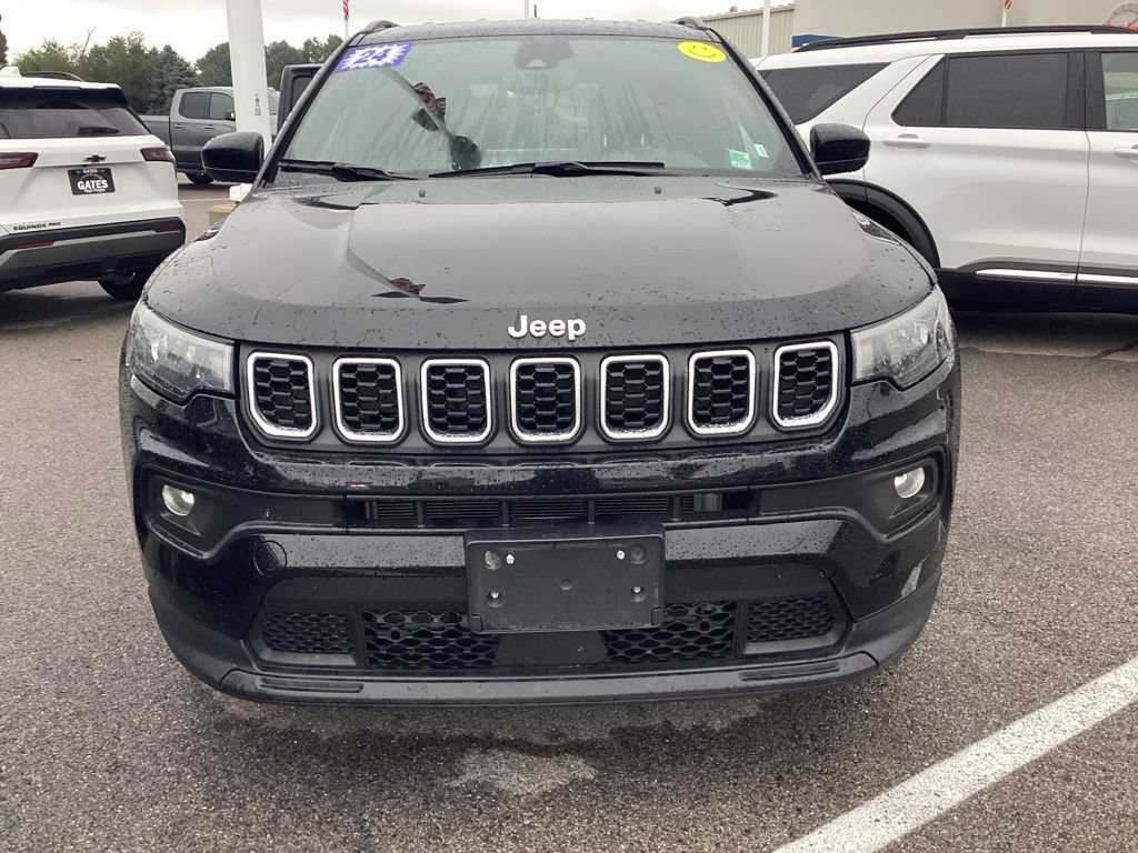 Used 2024 Jeep Compass Latitude