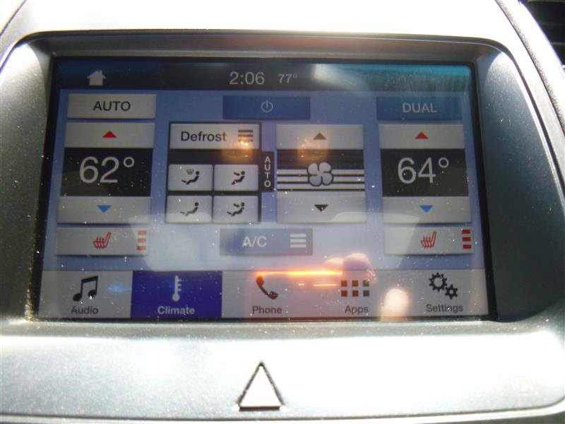 Used 2016 Ford Taurus SEL w/ Equipment Group 201A FWD image 15