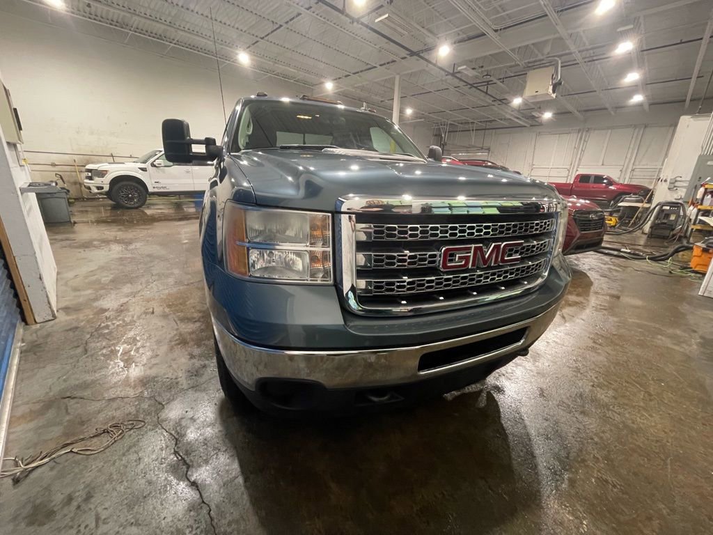 Used 2013 GMC Sierra 2500 SLE w/ Convenience Package image 3