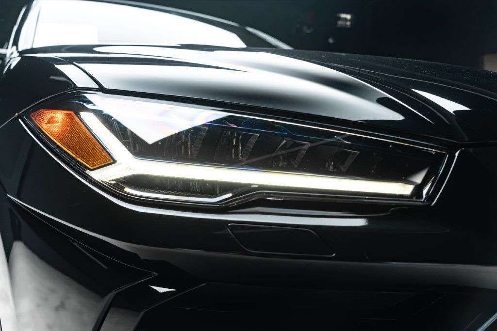 Used 2020 Lamborghini Urus AWD/4WD image 7