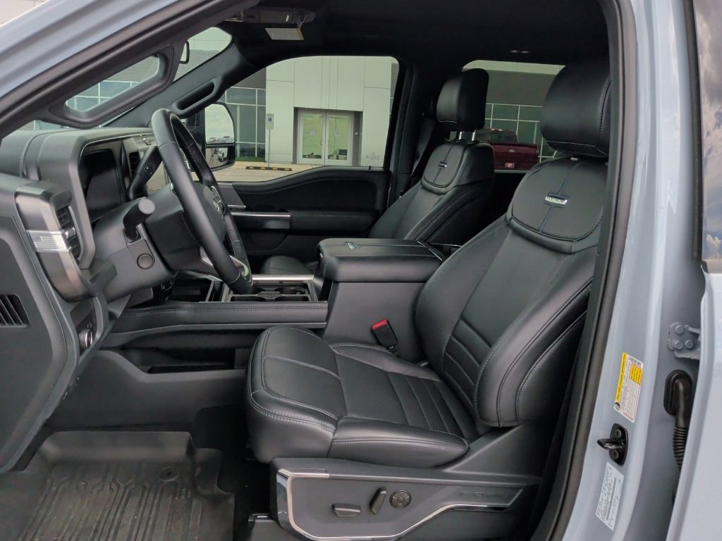 Used 2026 Ford F250 Platinum AWD/4WD image 13