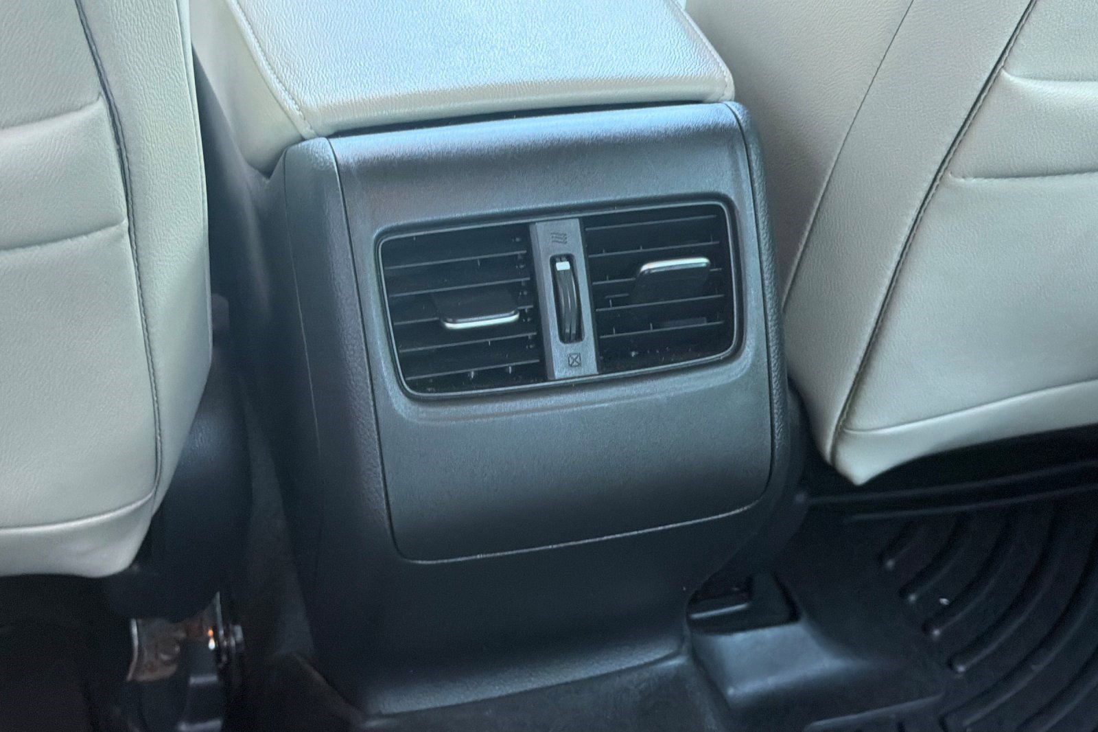 Used 2020 Honda Accord EX-L image 16