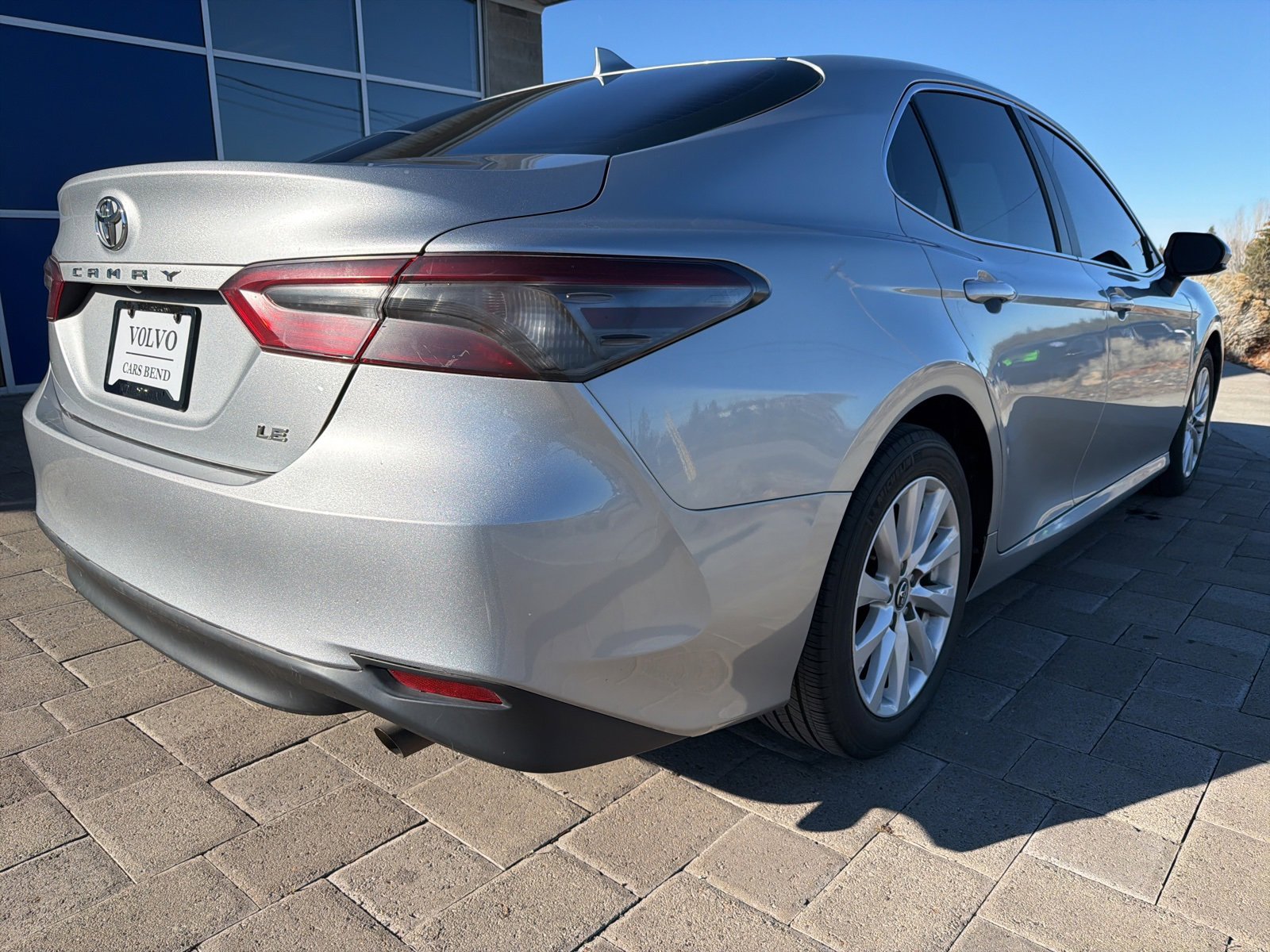Used 2020 Toyota Camry LE video 2
