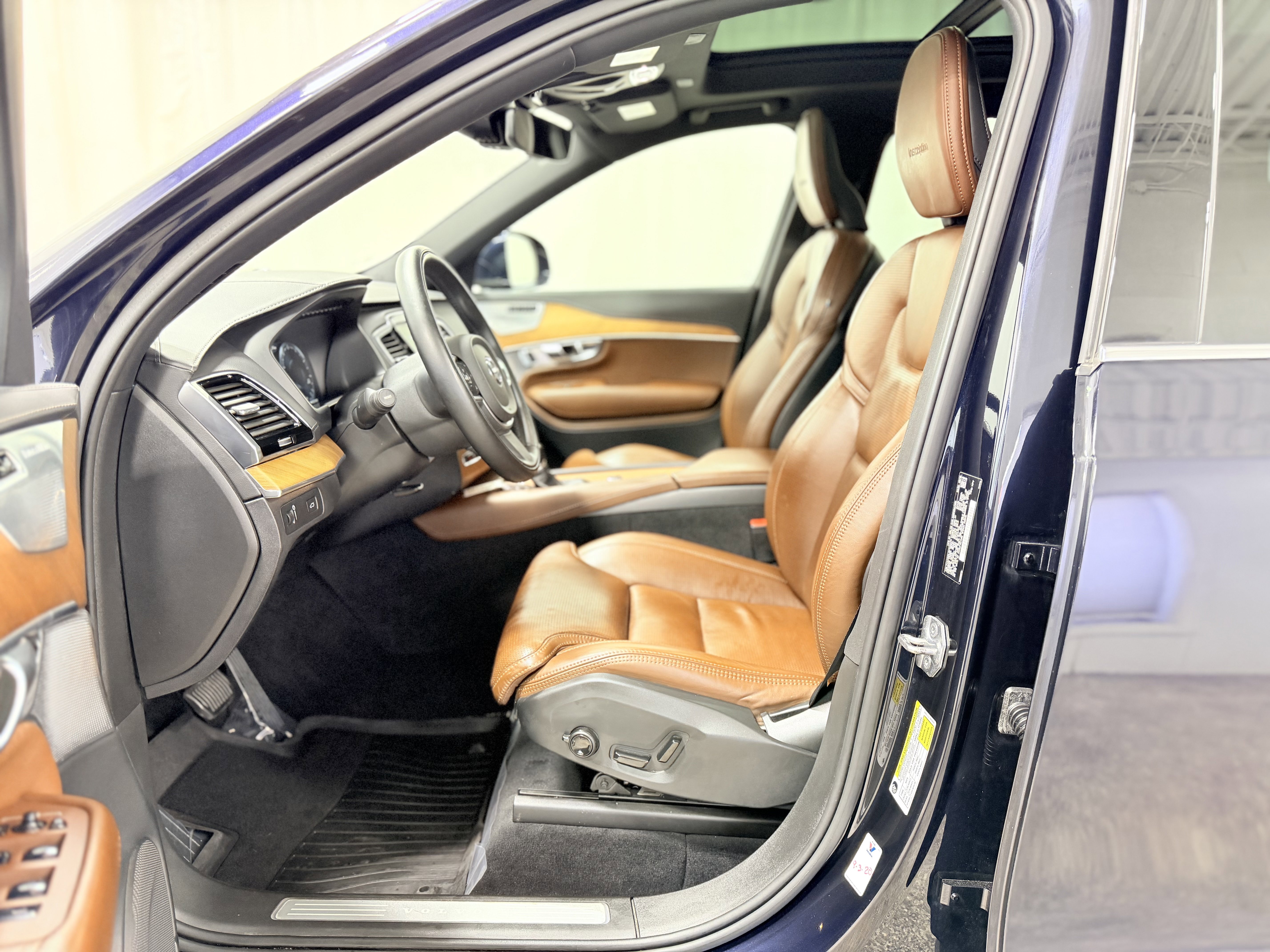 Used 2019 Volvo XC90 T6 Inscription w/ Advanced Package AWD/4WD image 15