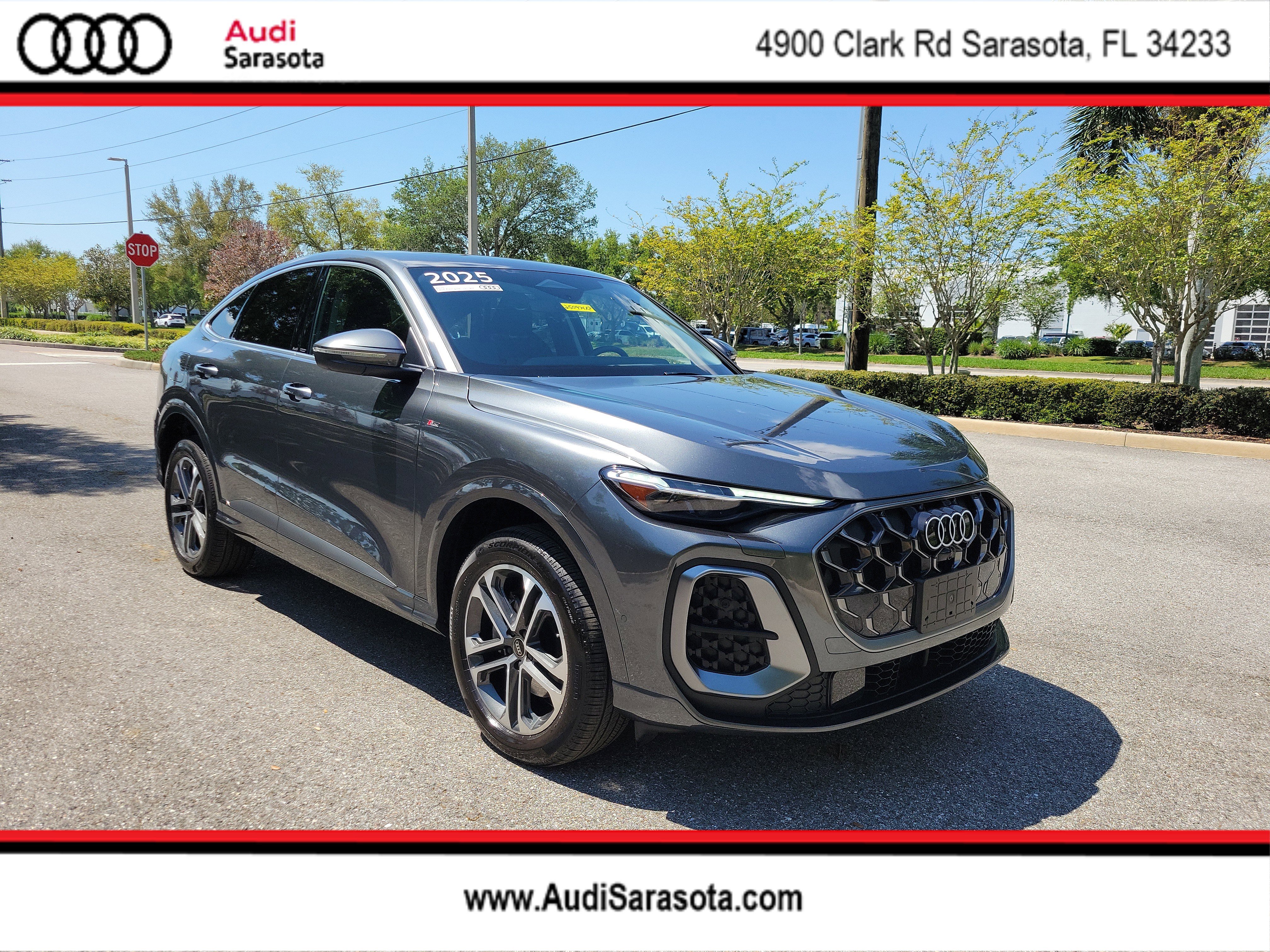 Certified 2025 Audi Q5 Premium Plus w/ Premium Plus