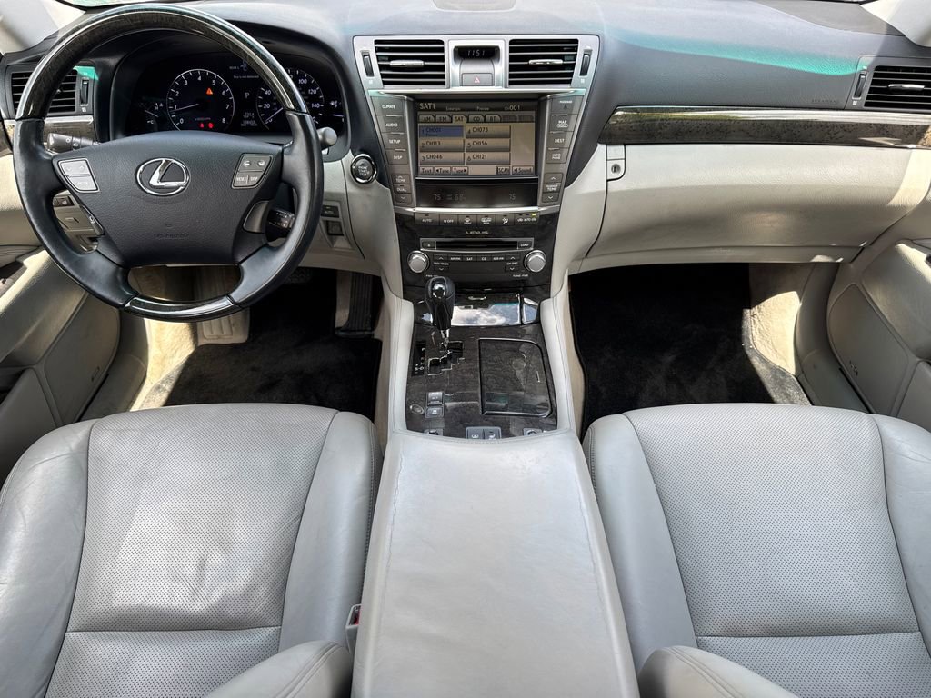 Used 2012 Lexus LS 460 w/ Comfort Pkg image 21